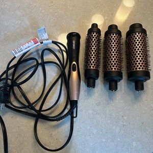 Amika Blowout BabeThermal Brush